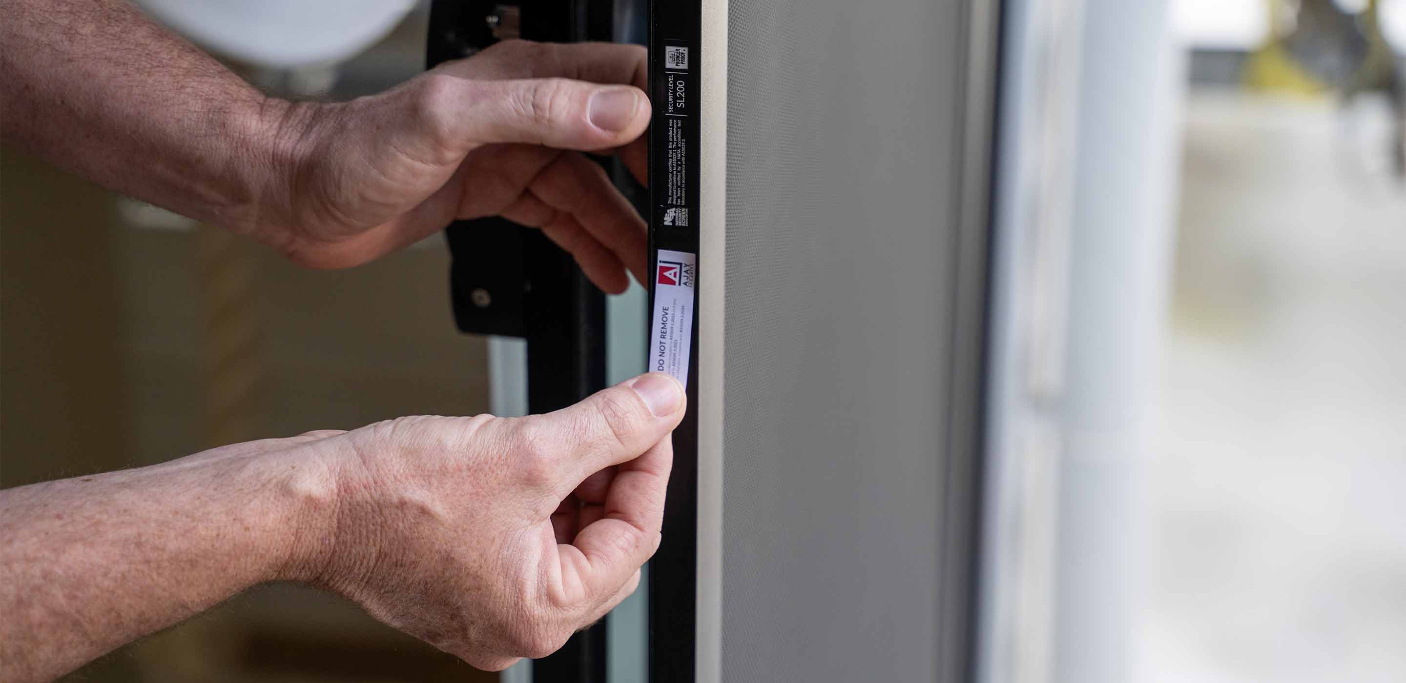 How to Spot a Genuine Security Screen