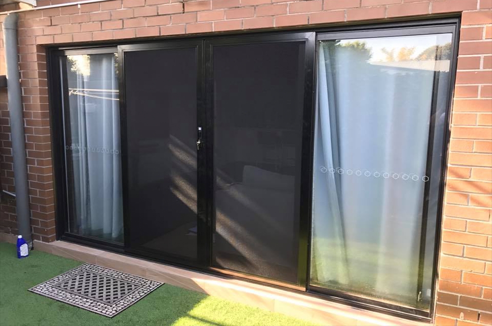 Protec sliding doors