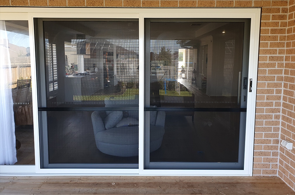 ForceField sliding stacker doors with midrail