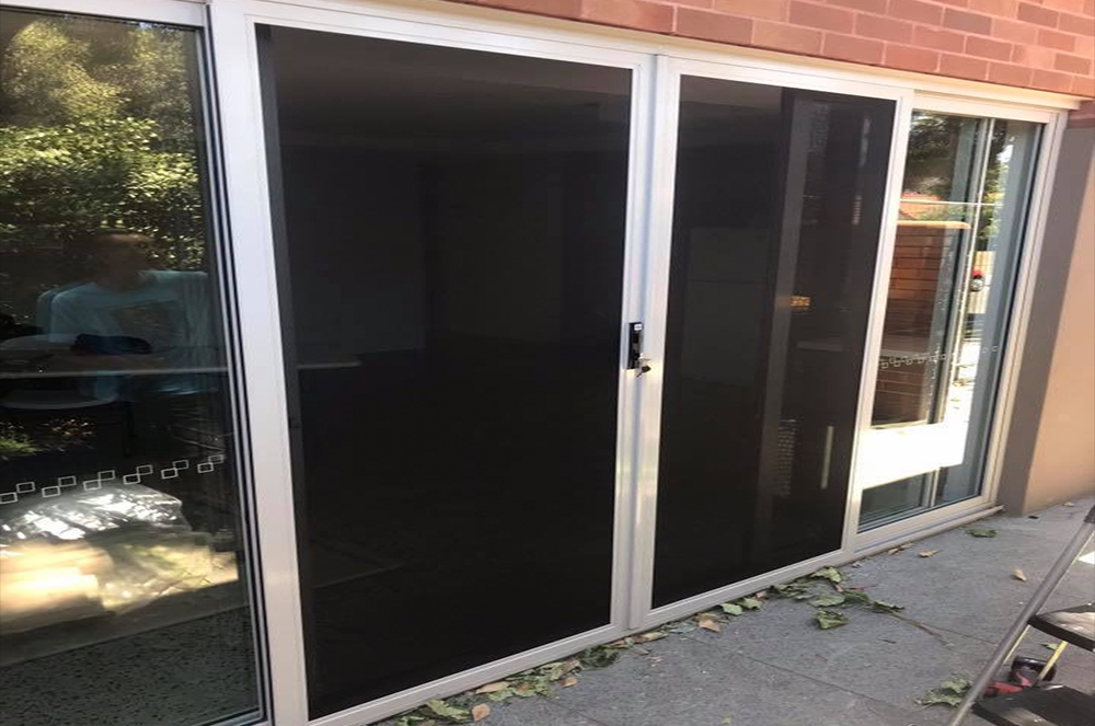 Protec sliding doors