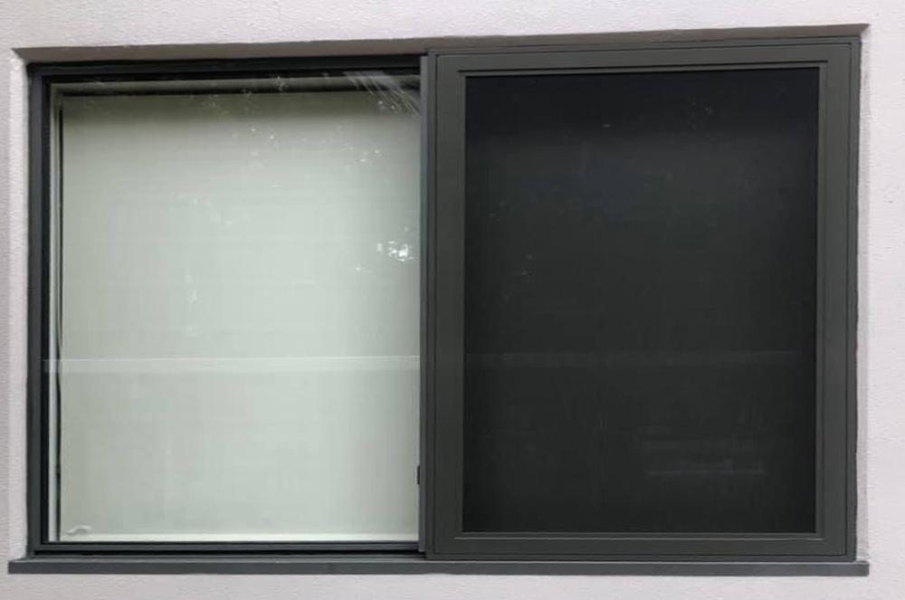 ForeField sliding window